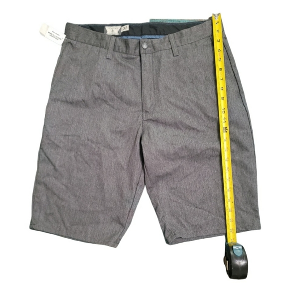 Volcom Shorts Mens 32 Gray Chino Preppy Casual Men's - Picture 3 of 12